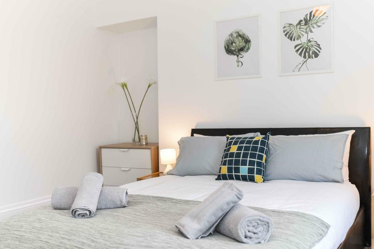 Stafford Modern Apartment Абердин Экстерьер фото